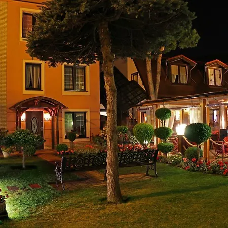 Rancho & Restaurant 게스트하우스 3*